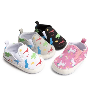 2022 Новая повседневная обувь для мальчиков и девочек, классическая детская парусиновая обувь с динозавром, разноцветные противоскользящие мягкие ходунки, обувь для детской кроватки
