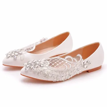 Женские туфли-лодочки из искусственной кожи с острым носком, без застежки, со стразами, 0,8 см на плоской подошве, с кружевом, для танцев, Женские туфли для свадебной вечеринки, Белые