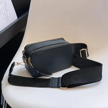 Модная женская сумка, новинка осени 2023 года, контрастная маленькая квадратная сумка через плечо, популярная сумка для фотоаппарата на широком плече.