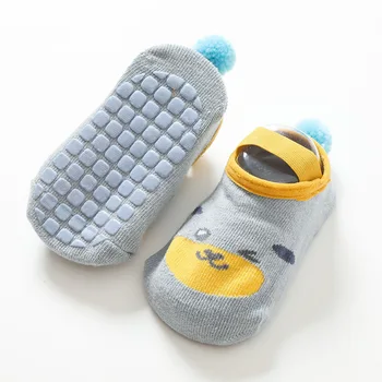 Носки для новорожденных с милыми мультяшными животными для мальчиков и девочек, осенне-весенние хлопковые носки для новорожденных на нескользящей подошве, Accesorio Bebe