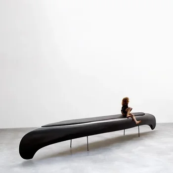 Парусный диван из стекловолокна Дизайнерская модель Скамейки В торговом центре Офис продаж Креативное сиденье Banana Casual