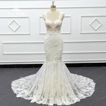 Элегантное кружевное свадебное платье 
